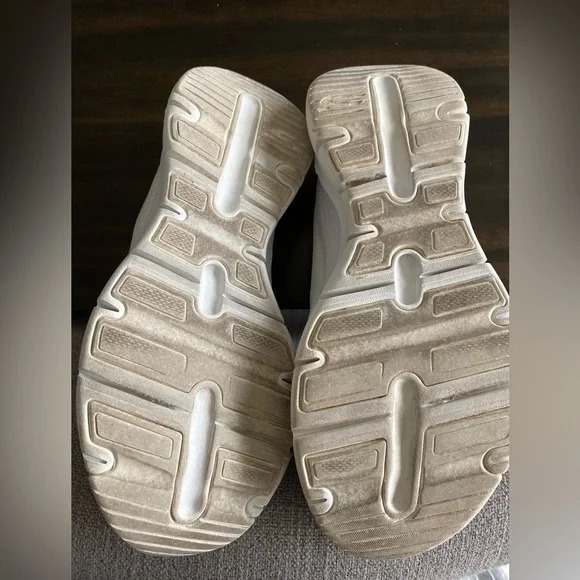 Skechers Arch Fit White Leather Athletic Sneakers Size 6.5 - Picture 6 of 7